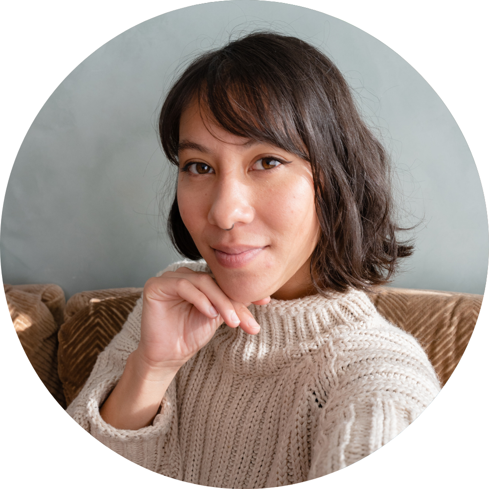 Image of woman to demonstrate a realistic Skinician customer