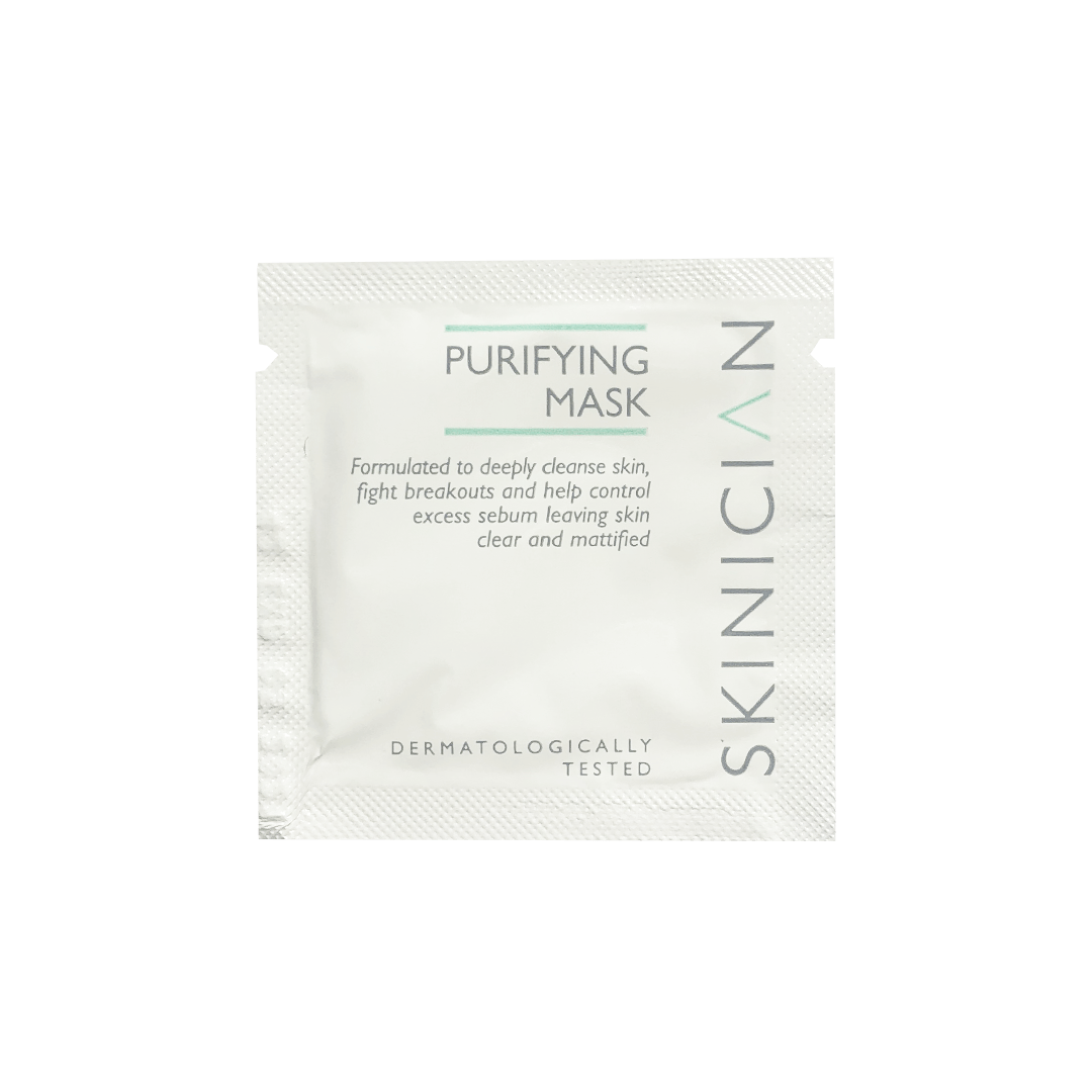 Sachet sample of purifying clay mask.