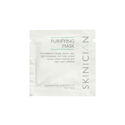 Sachet sample of purifying clay mask.